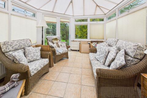 undefined, Bonnetts Lane, Crawley RH11