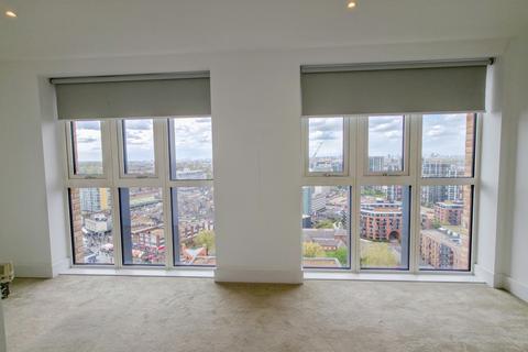 3 bedroom penthouse for sale, Compton House, 7 Victory Parade, Royal Arsenal, London, SE18
