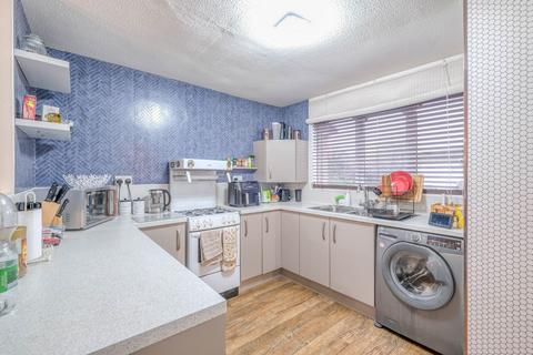 3 bedroom semi-detached house for sale, Garway Close, Redditch, B98