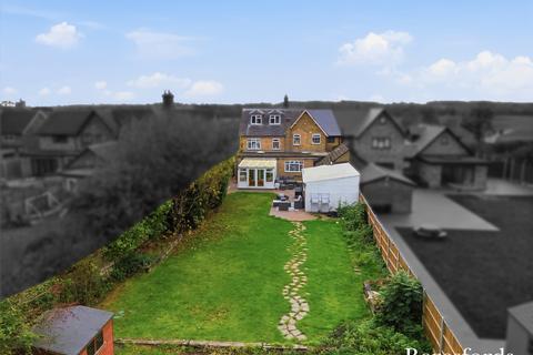 undefined, St. Marys Lane, Upminster, RM14