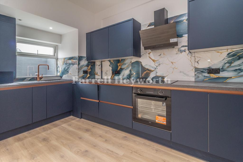Kitchen image 2