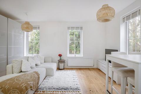 undefined, Limetree Court, Bishop`s Stortford