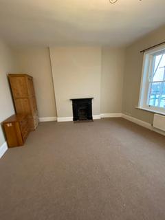 Studio to rent, Studio Flat – The Salisbury Hotel, Grand Parade London N4