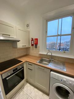 Studio to rent, Studio Flat – The Salisbury Hotel, Grand Parade London N4