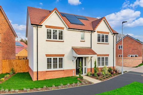4 bedroom detached house for sale, Sandy Road, Willington , Bedfordshire, MK43