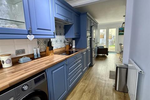 3 bedroom end of terrace house for sale, Craig Y Llety, Upper Tumble, Llanelli
