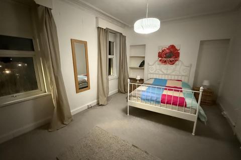 4 bedroom house to rent, Clifton Place, Plymouth PL4