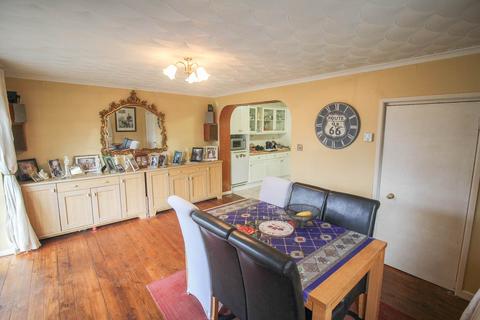 3 bedroom semi-detached house for sale, Simons Close, Worle