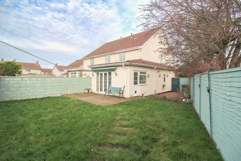 Simons Close, Worle