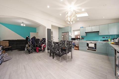 undefined, Wycombe Road, Ilford, IG2 6UT
