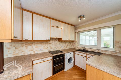 2 bedroom bungalow for sale, Walmer Road, Lytham St. Annes, Lancashire