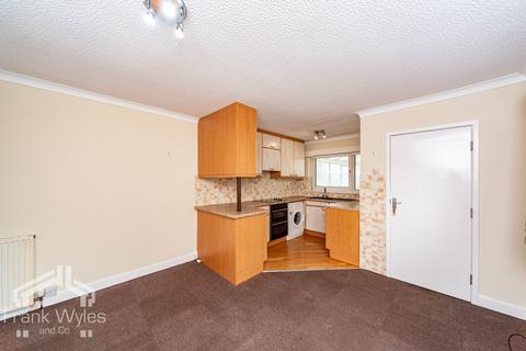 2 bedroom bungalow for sale, Walmer Road, Lytham St. Annes, Lancashire