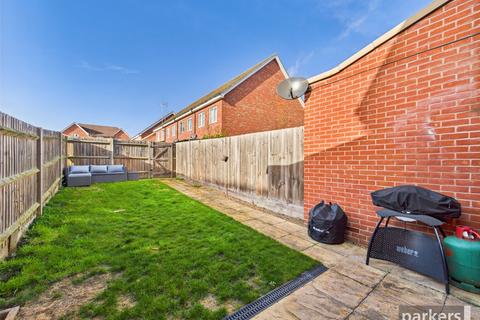 3 bedroom townhouse for sale, Jasmine Square, Reading RG5