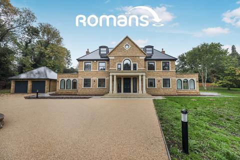 undefined, Hollybush Hill, Stoke Poges, SL2