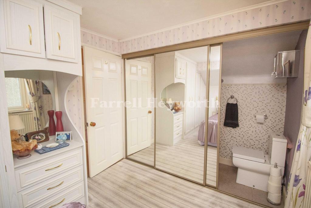 Bedroom 2 En Suite