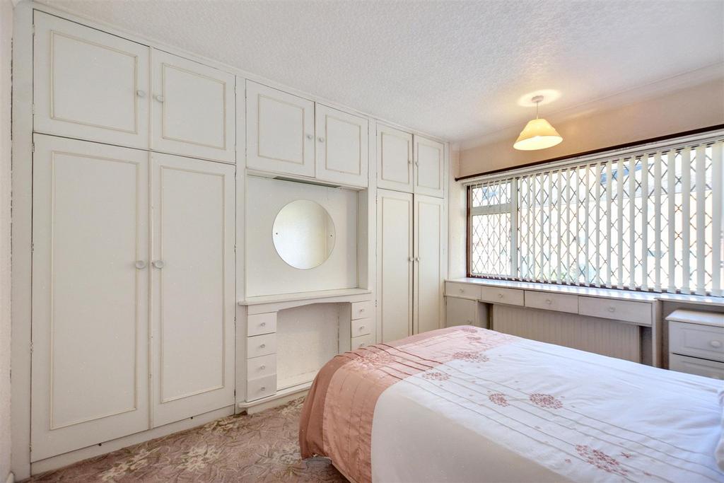 Bedroom 1 1.jpeg