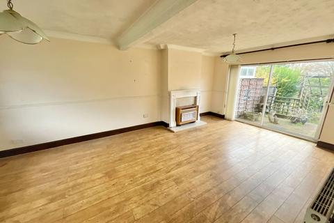 3 bedroom semi-detached house for sale, Bournes Crescent, Halesowen B63