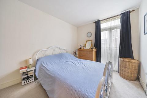 undefined, Southampton Way, London, SE5