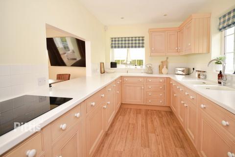 3 bedroom detached house to rent, St. Albans Gardens Ventnor PO38