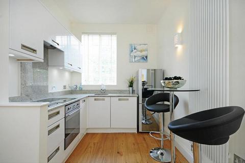 1 bedroom flat for sale, 2 Porchester Gardens, London W2