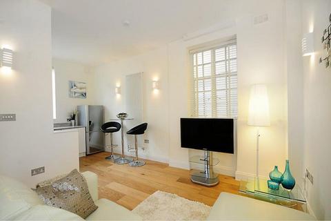 1 bedroom flat for sale, 2 Porchester Gardens, London W2