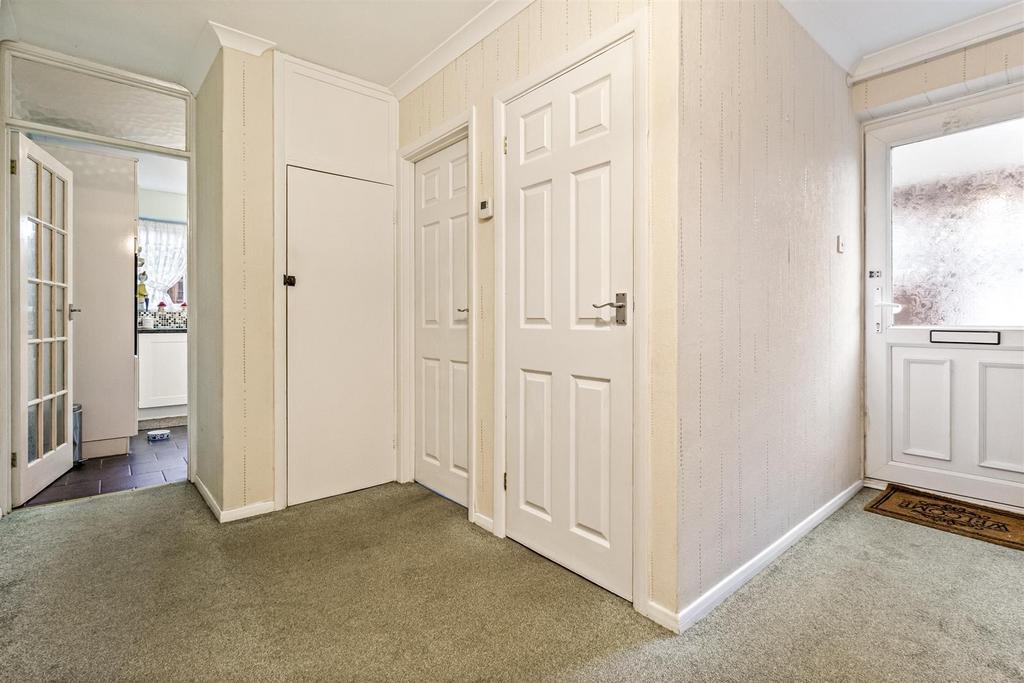 3 Twyford Close-013.JPG