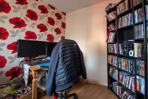 3 bedroom terraced house for sale, Madison Avenue, Brierley Hill, West Midlands, DY5