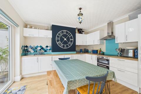 3 bedroom terraced house for sale, Callington Road, Bristol BS4