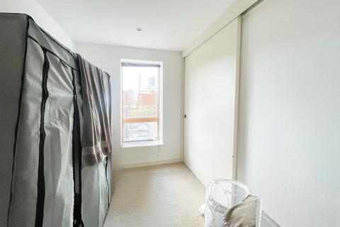 2 bedroom flat to rent, Arundel Street, Manchester, M15