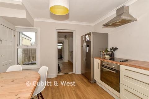 3 bedroom terraced house for sale, Town End, Caterham, Surrey
