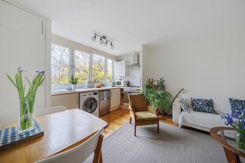 1 bedroom apartment for sale, Coleraine Road, Blackheath