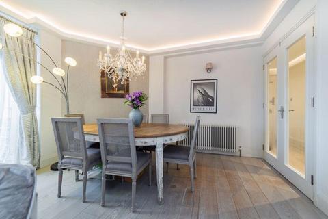 2 bedroom flat to rent, Gloucester Place, London NW1