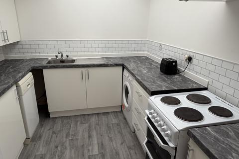 3 bedroom flat to rent, Chandos Way, Golders Green