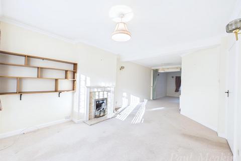 undefined, Chestnut Grove, South Croydon