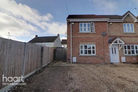 2 bedroom end of terrace house to rent, Peas Hill Road, MARCH