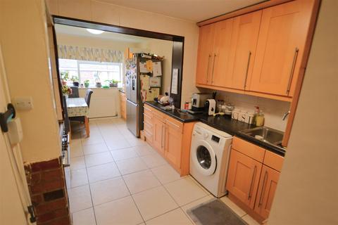3 bedroom terraced house for sale, Eagle Way, Hatfield