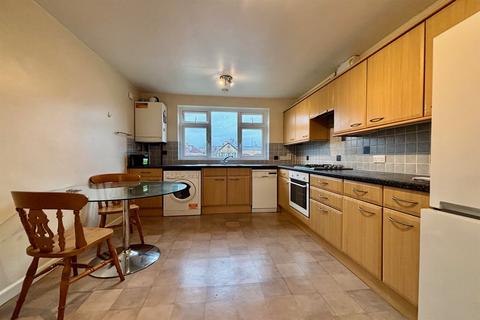 undefined, Sunnymead Flats 15 Hernes Road, Oxford, OX2