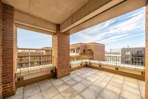 3 bedroom flat to rent, Ilderton Road, LONDON SE15