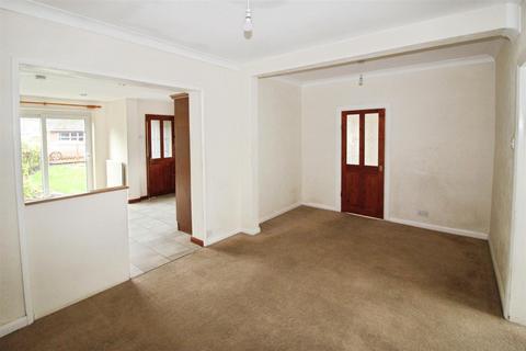 4 bedroom end of terrace house for sale, Hull Road, Keyingham HU12