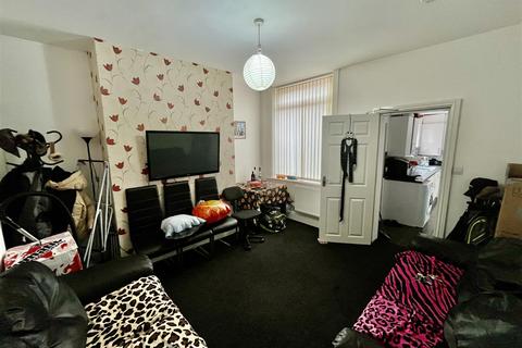 3 bedroom house share for sale, Blandford Road, Manchester