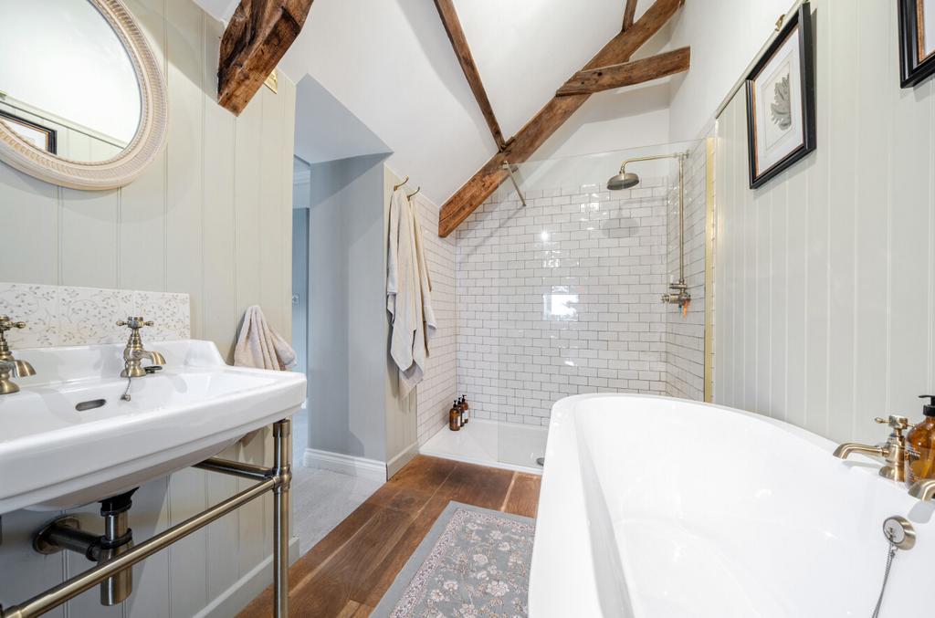 1380317 22 691204...