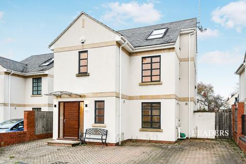 Detached house to rent, Kestrel Close, Cheltenham, Gloucestershire, GL53