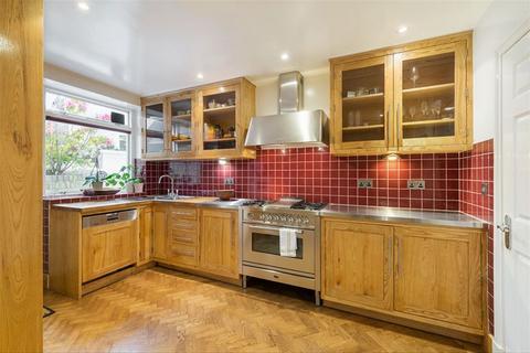 undefined, Elm Park Road, London SW3