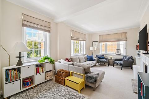 3 bedroom flat to rent, Duchess Of Bedford House, Kensington, London, W8