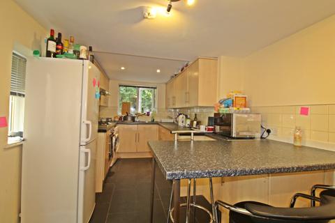 6 bedroom house to rent, Coburn Street, Cardiff CF24