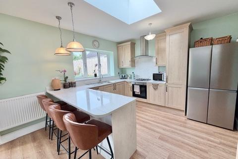 2 bedroom detached bungalow for sale, Emmanuel Gardens, Derwen Fawr, Sketty, Swansea