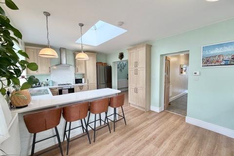 2 bedroom detached bungalow for sale, Emmanuel Gardens, Derwen Fawr, Sketty, Swansea