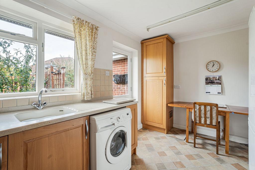 Utility room, utility