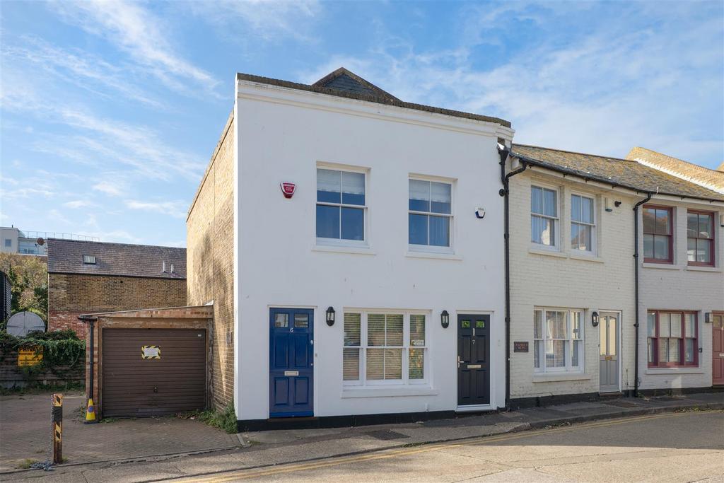 Victoria Street, Harbour Mews, Whitstable