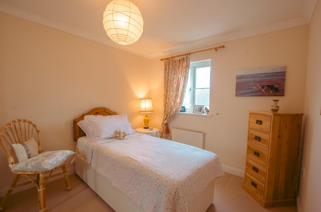 18 Grass Valley Park TPS Bodmin 01208 74182-20